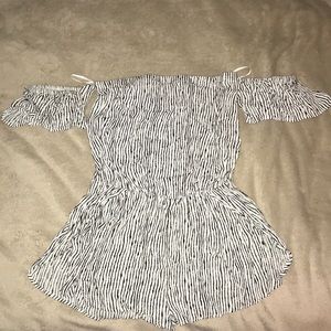 Lulu’s cold shoulder romper
